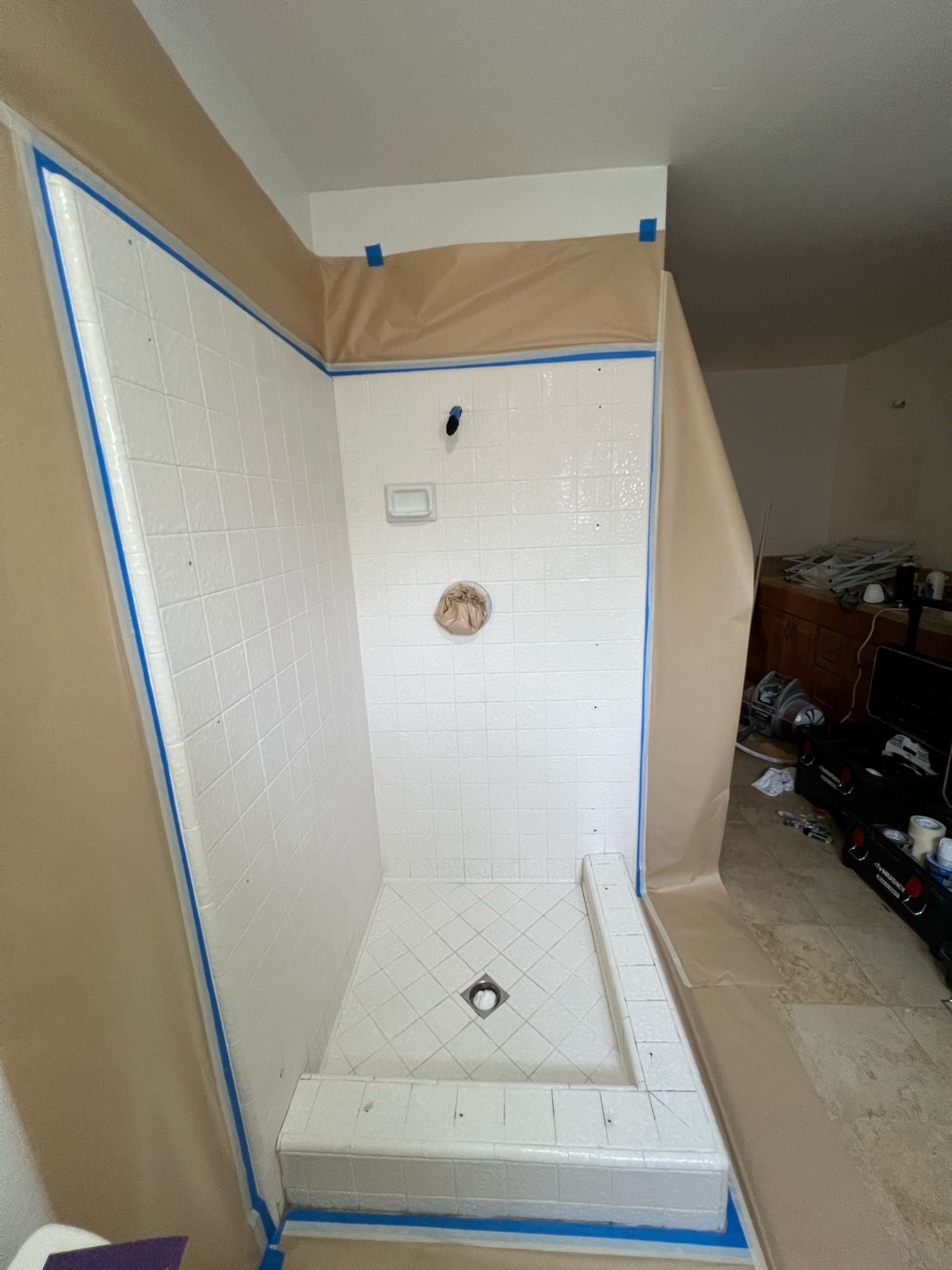 Shower before reglazing Long Beach
